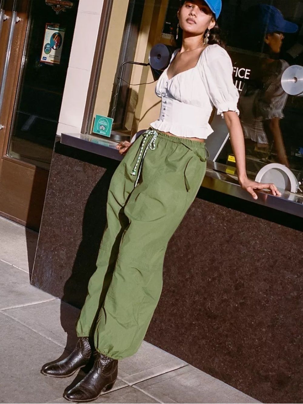 Urban Outfitters UO Waylan Nylon Jogger Pants Green Cargo Parachute Utility XS